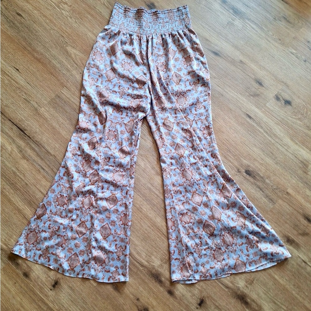 FREE PEOPLE “Intimately” Size XS 26” Stretch Waist Flare Wide Leg Pants